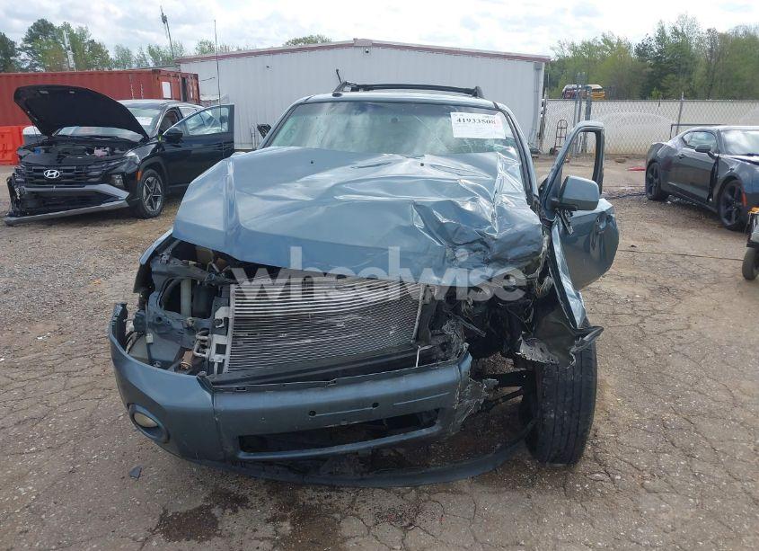 Photo 13 of 2011 Ford Escape LIMITED (VIN 1FMCU0E75BKC71744)