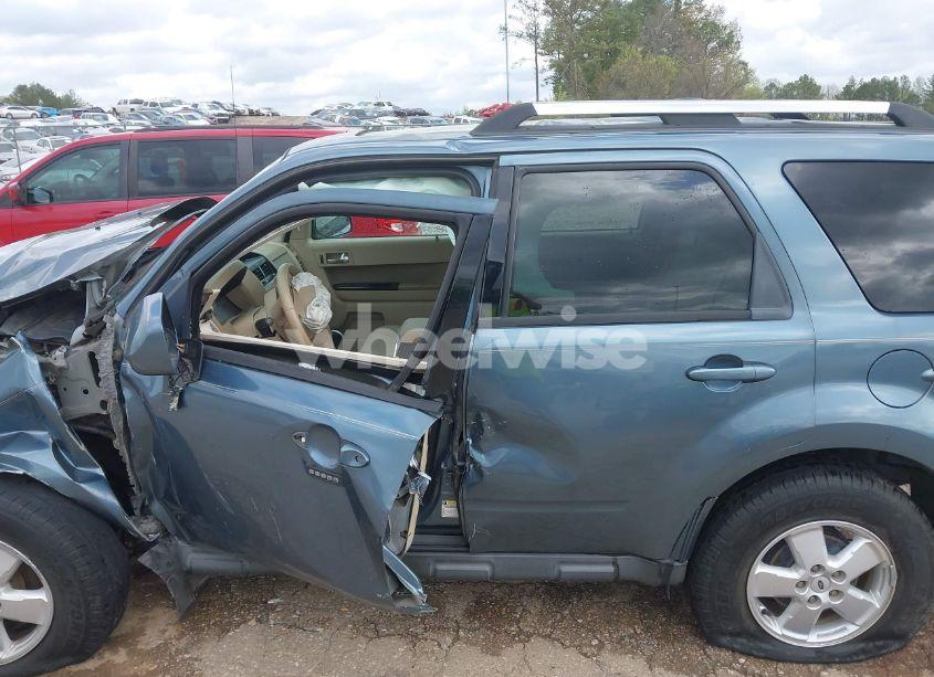 Photo 15 of 2011 Ford Escape LIMITED (VIN 1FMCU0E75BKC71744)