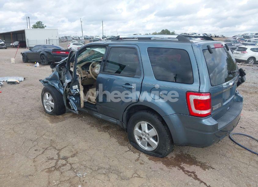 Photo 3 of 2011 Ford Escape LIMITED (VIN 1FMCU0E75BKC71744)