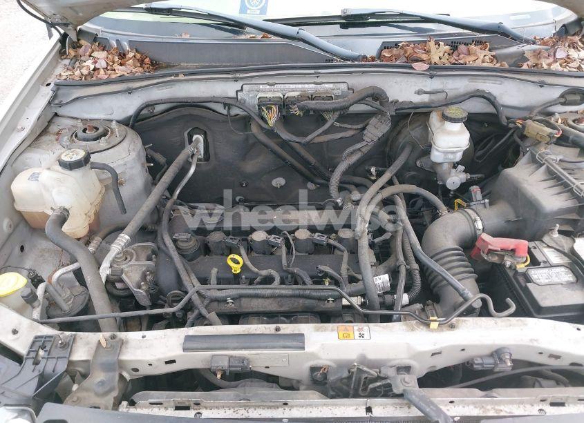 Photo 10 of 2012 Ford Escape LIMITED (VIN 1FMCU0E75CKB27600)