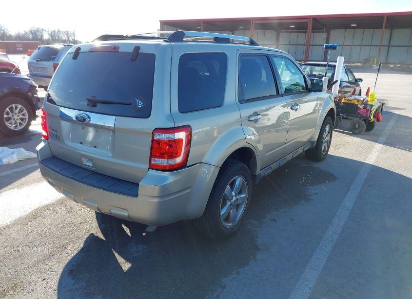 Photo 4 of 2010 Ford Escape LIMITED (VIN 1FMCU0E76AKC63084)