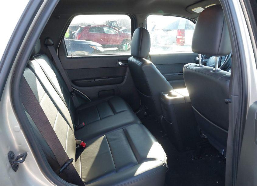 Photo 8 of 2010 Ford Escape LIMITED (VIN 1FMCU0E76AKC63084)