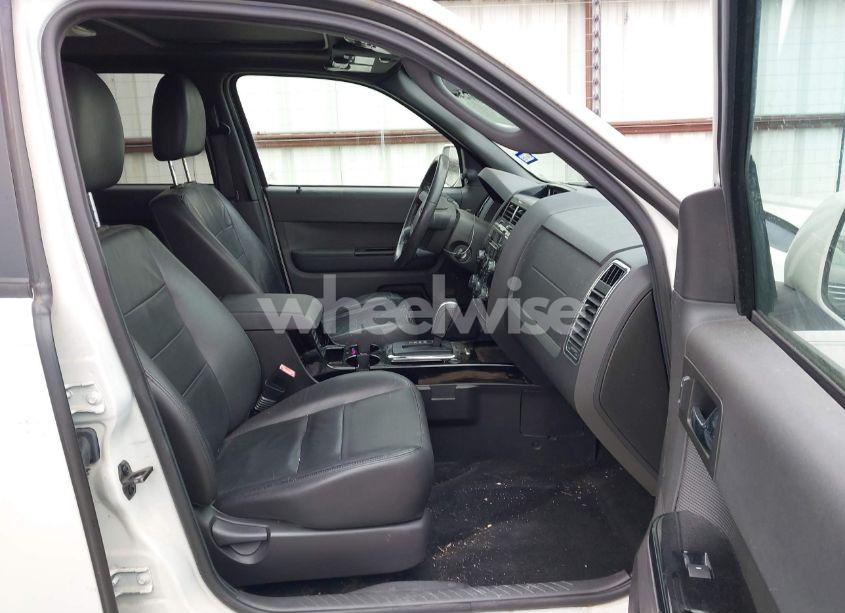 Photo 5 of 2012 Ford Escape LIMITED (VIN 1FMCU0E76CKB65062)