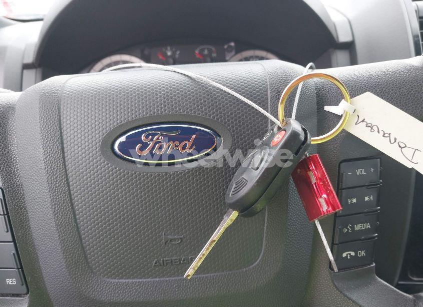 Photo 11 of 2012 Ford Escape LIMITED (VIN 1FMCU0E76CKC52539)