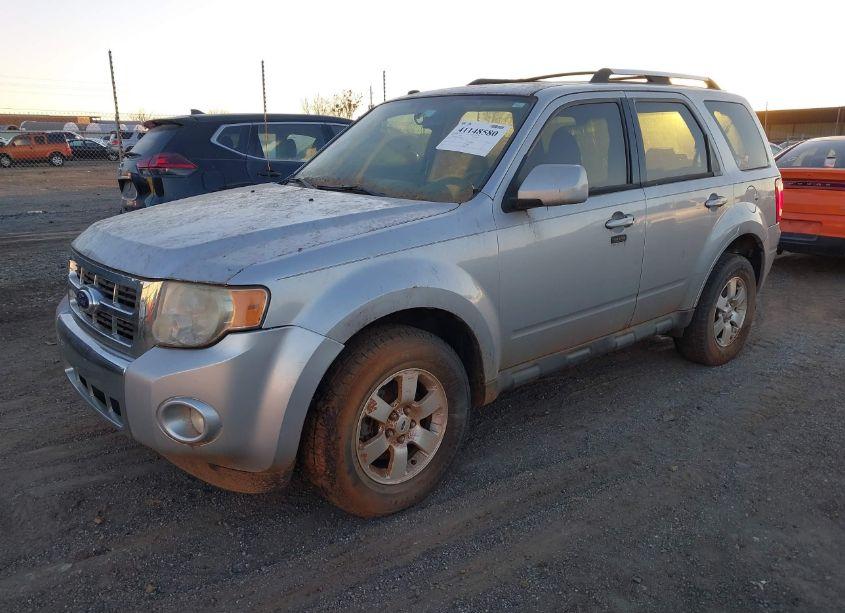 Photo 2 of 2010 Ford Escape LIMITED (VIN 1FMCU0E79AKB82368)