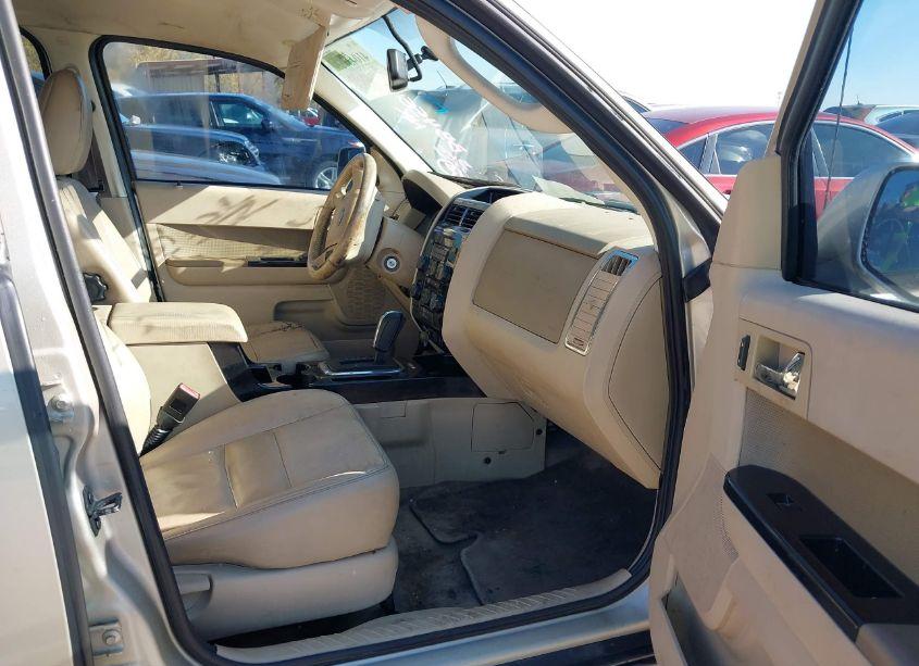 Photo 5 of 2011 Ford Escape LIMITED (VIN 1FMCU0E79BKB54555)