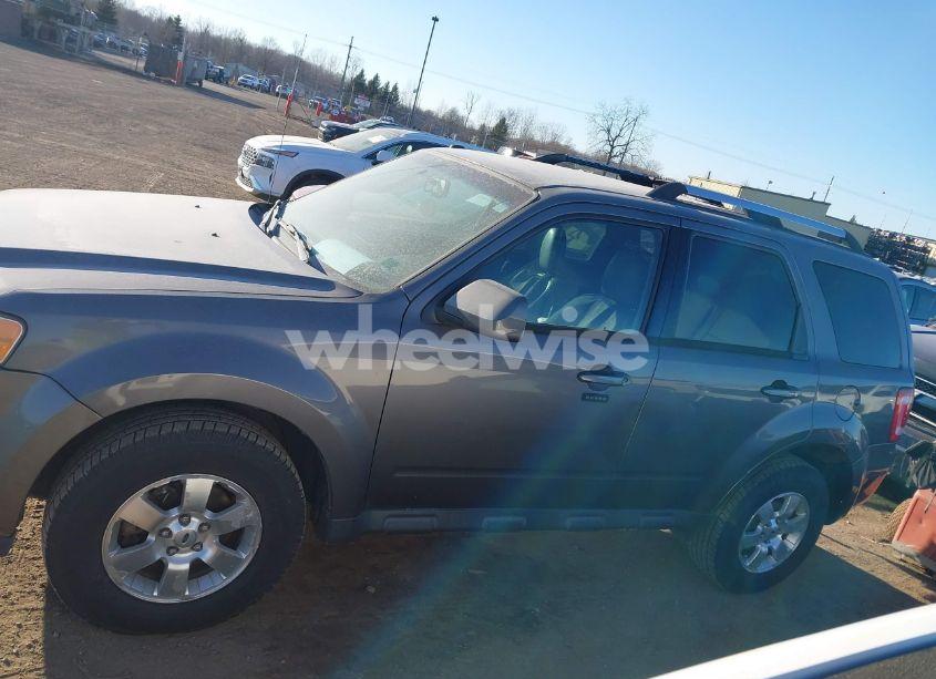 Photo 14 of 2011 Ford Escape LIMITED (VIN 1FMCU0E79BKB58671)