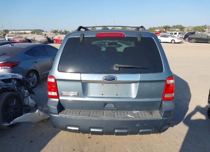 Photo 16 of 2010 Ford Escape LIMITED (VIN 1FMCU0E7XAKD05076)