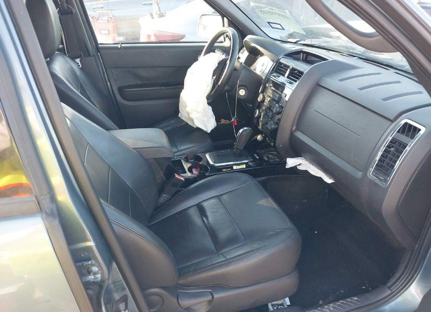 Photo 5 of 2010 Ford Escape LIMITED (VIN 1FMCU0E7XAKD05076)