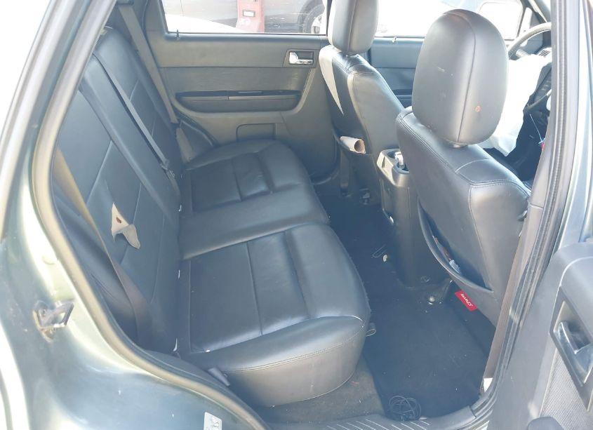 Photo 8 of 2010 Ford Escape LIMITED (VIN 1FMCU0E7XAKD05076)