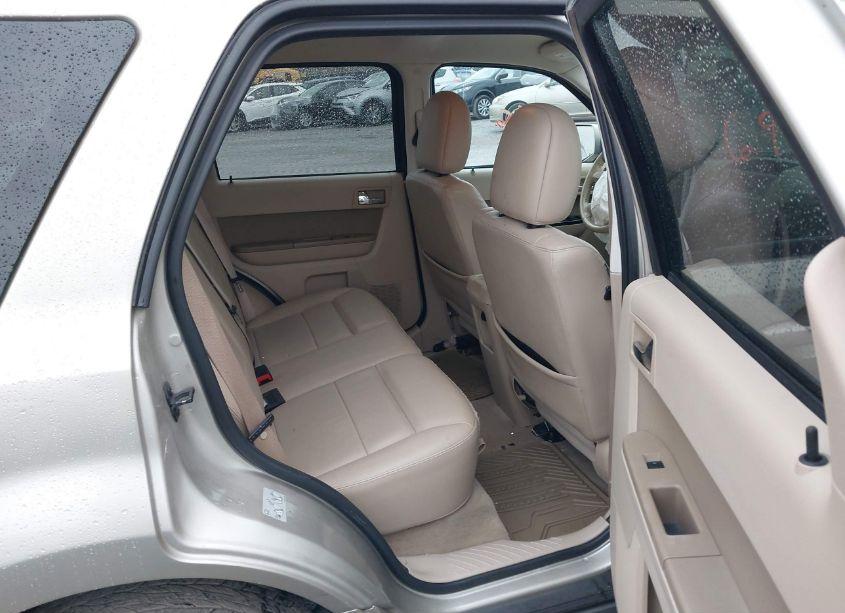Photo 8 of 2010 Ford Escape LIMITED (VIN 1FMCU0EG0AKB77611)