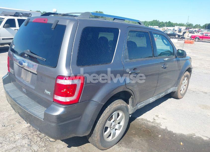 Photo 4 of 2011 Ford Escape LIMITED (VIN 1FMCU0EG0BKA15303)