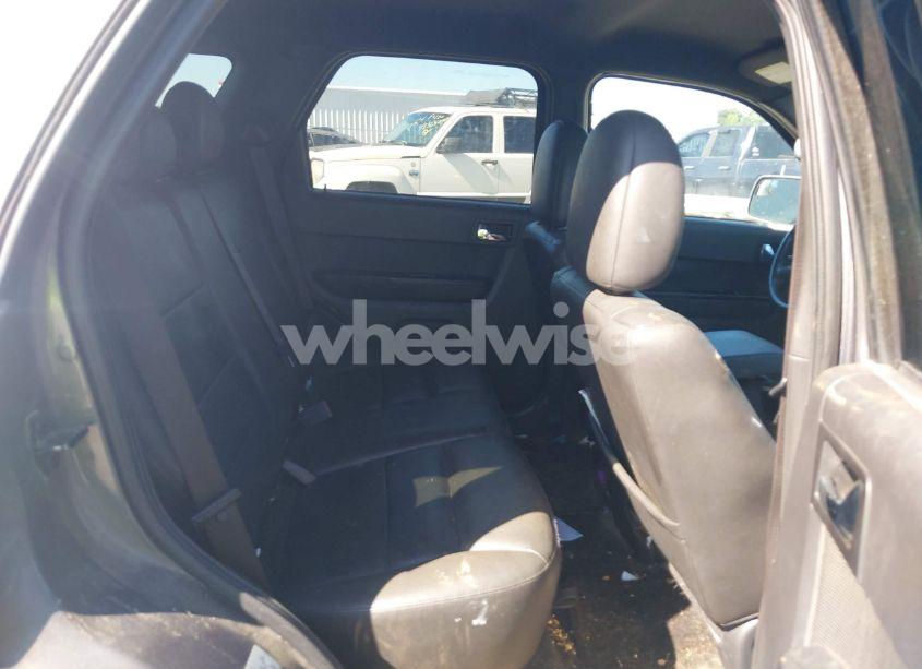 Photo 8 of 2011 Ford Escape LIMITED (VIN 1FMCU0EG0BKA15303)