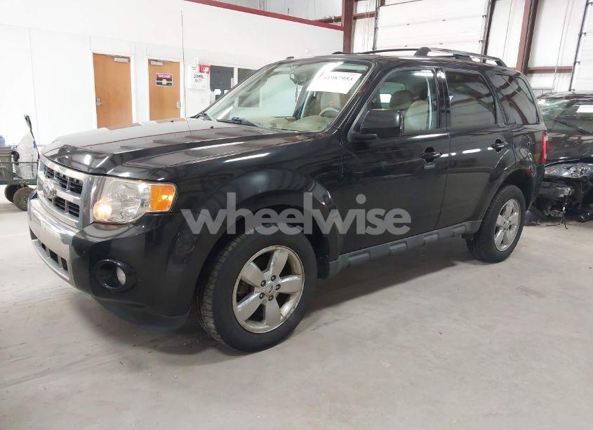 Photo 2 of 2011 Ford Escape LIMITED (VIN 1FMCU0EG0BKB30015)