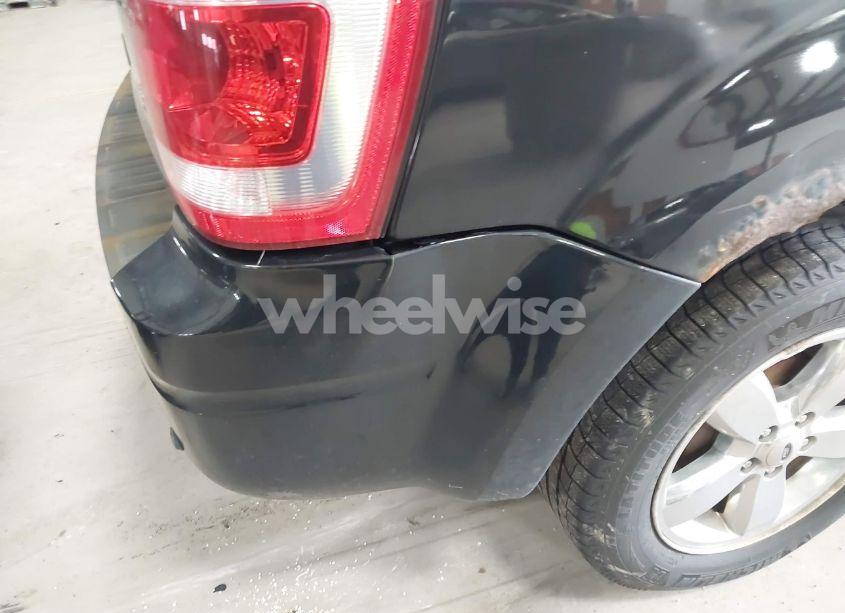 Photo 6 of 2011 Ford Escape LIMITED (VIN 1FMCU0EG0BKB30015)