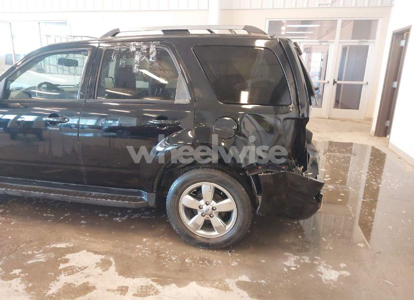 Photo 17 of 2010 Ford Escape LIMITED (VIN 1FMCU0EG1AKC15086)