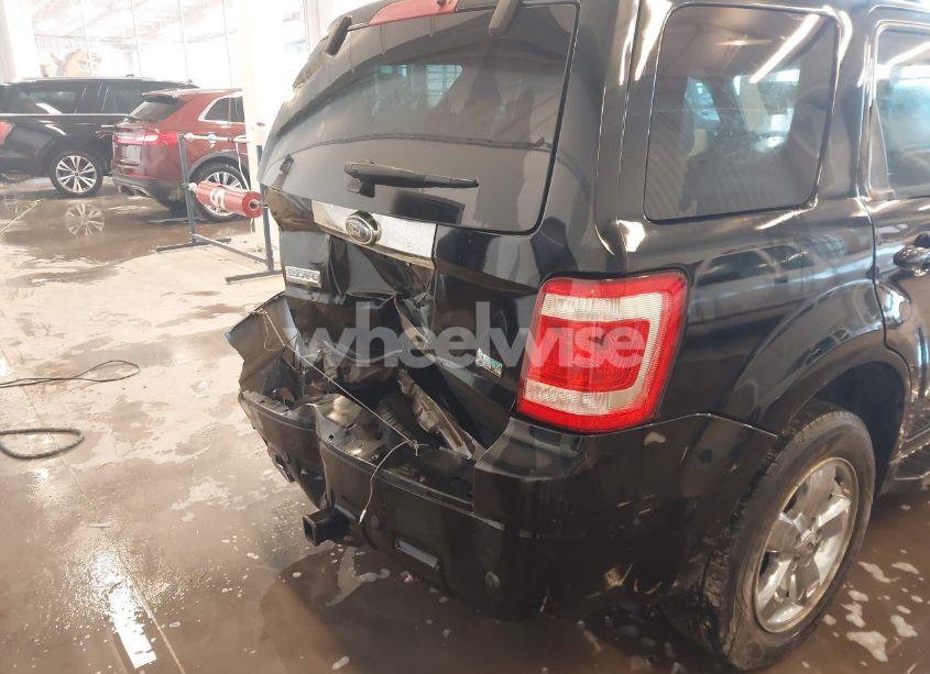 Photo 18 of 2010 Ford Escape LIMITED (VIN 1FMCU0EG1AKC15086)