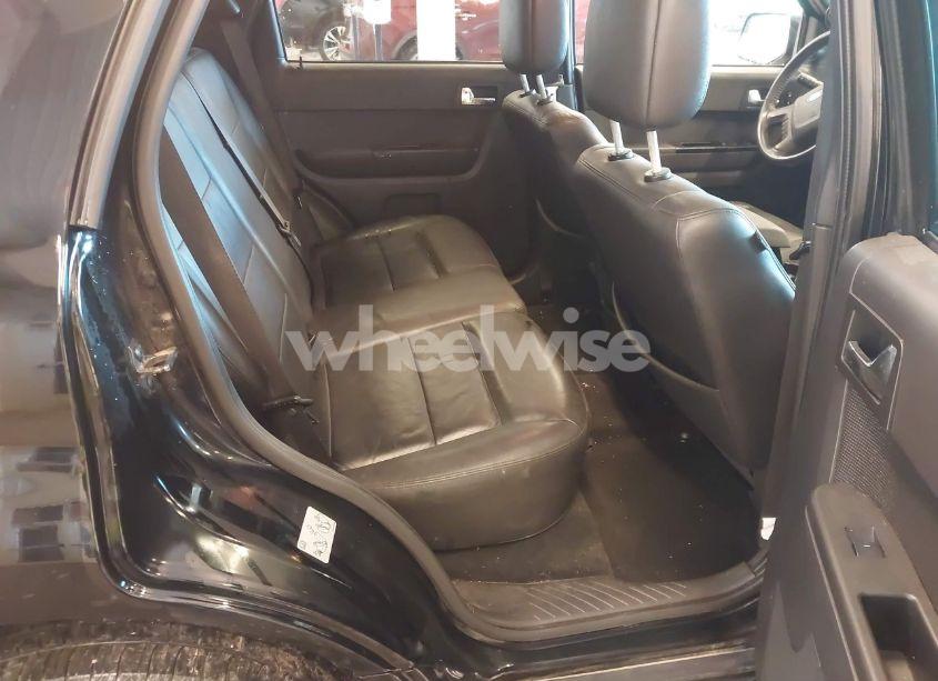 Photo 8 of 2010 Ford Escape LIMITED (VIN 1FMCU0EG1AKC15086)