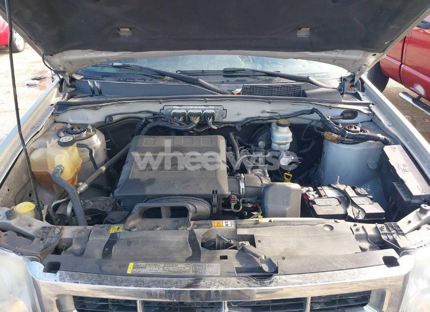 Photo 10 of 2010 Ford Escape LIMITED (VIN 1FMCU0EG1AKC60562)