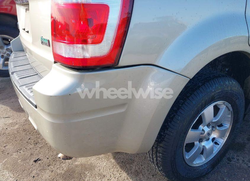 Photo 13 of 2010 Ford Escape LIMITED (VIN 1FMCU0EG1AKC60562)