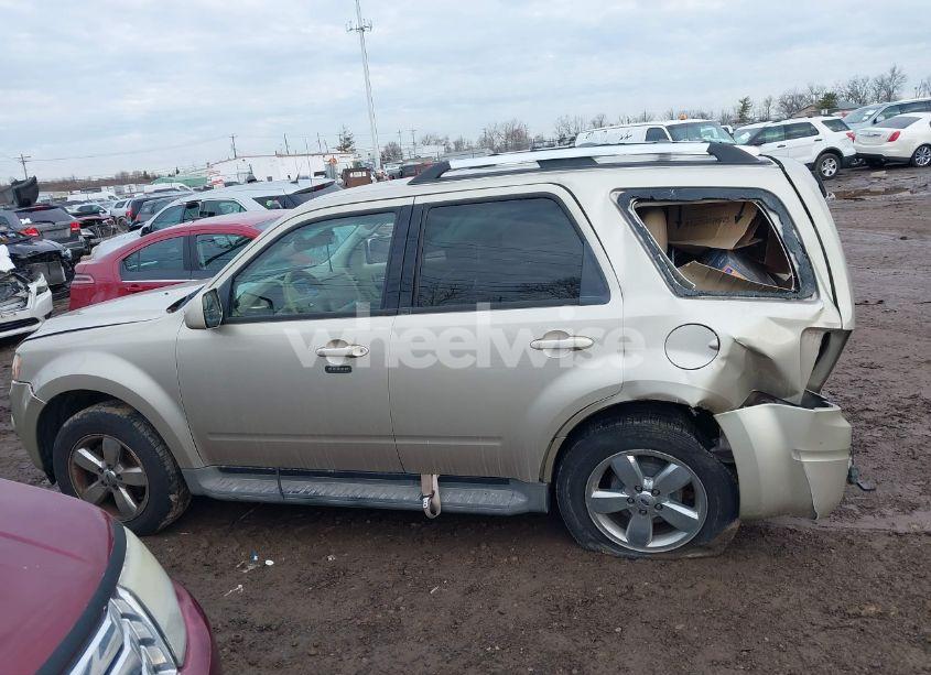 Photo 14 of 2010 Ford Escape LIMITED (VIN 1FMCU0EG1AKD05130)