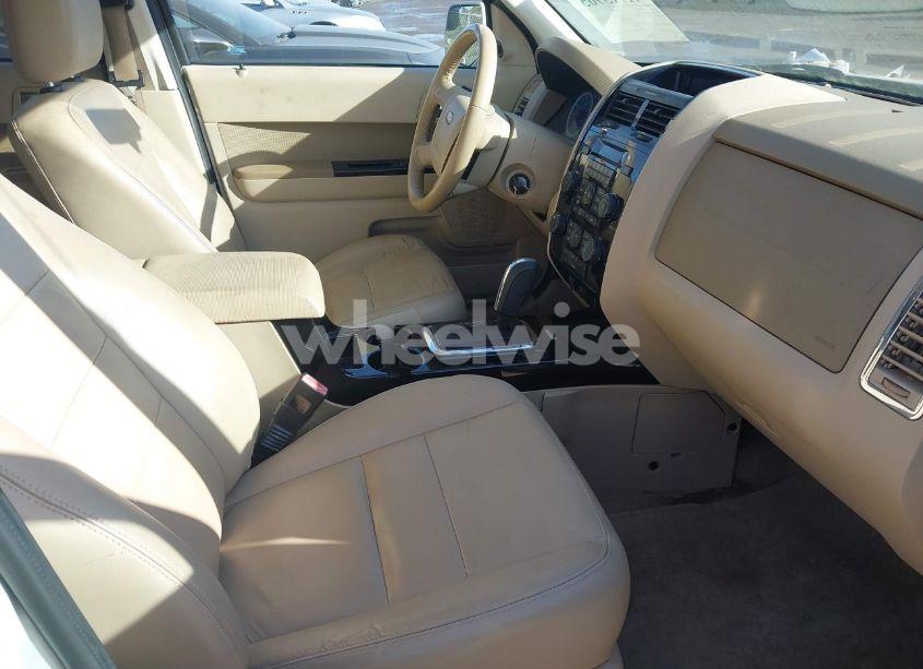 Photo 5 of 2011 Ford Escape LIMITED (VIN 1FMCU0EG1BKB63833)