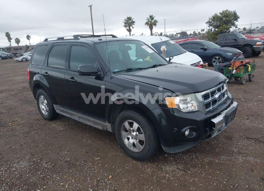 2012 Ford Escape LIMITED (VIN 1FMCU0EG1CKA58582) main photo