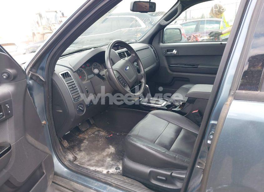 Photo 5 of 2011 Ford Escape LIMITED (VIN 1FMCU0EG2BKA06442)