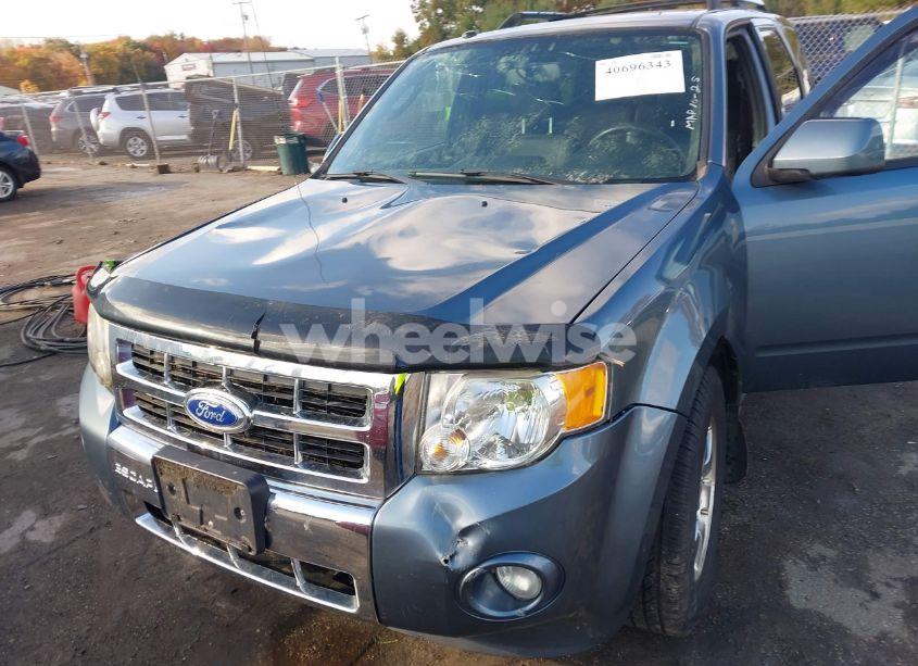 Photo 6 of 2011 Ford Escape LIMITED (VIN 1FMCU0EG2BKC48843)