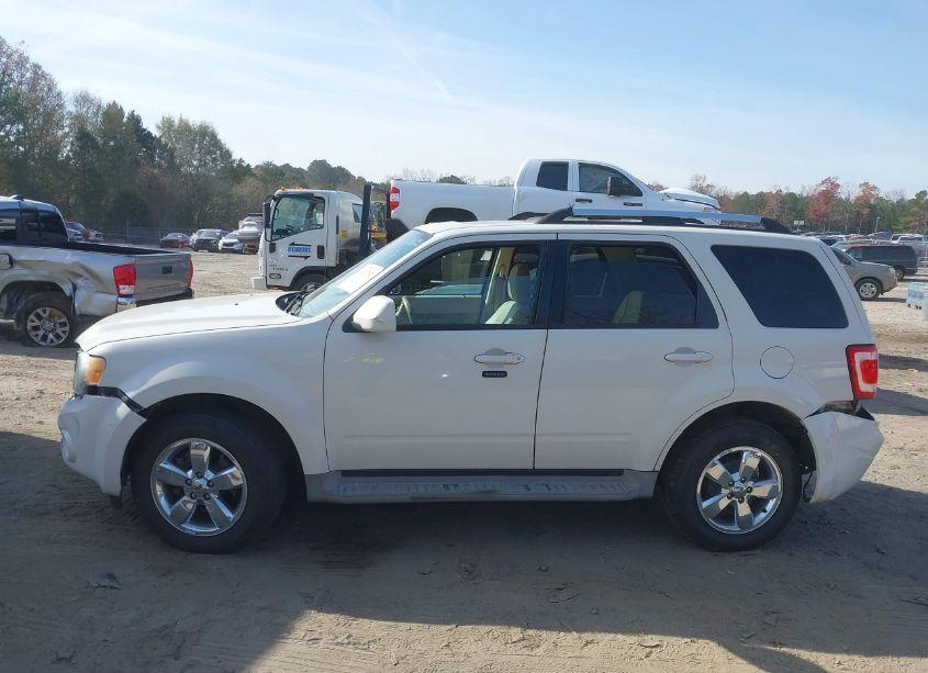 Photo 14 of 2010 Ford Escape LIMITED (VIN 1FMCU0EG3AKB54890)