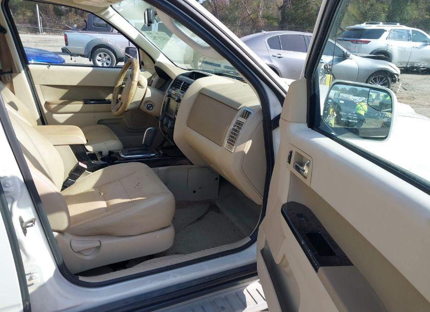 Photo 5 of 2010 Ford Escape LIMITED (VIN 1FMCU0EG3AKB54890)