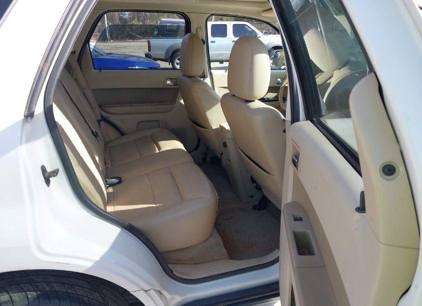 Photo 8 of 2010 Ford Escape LIMITED (VIN 1FMCU0EG3AKB54890)