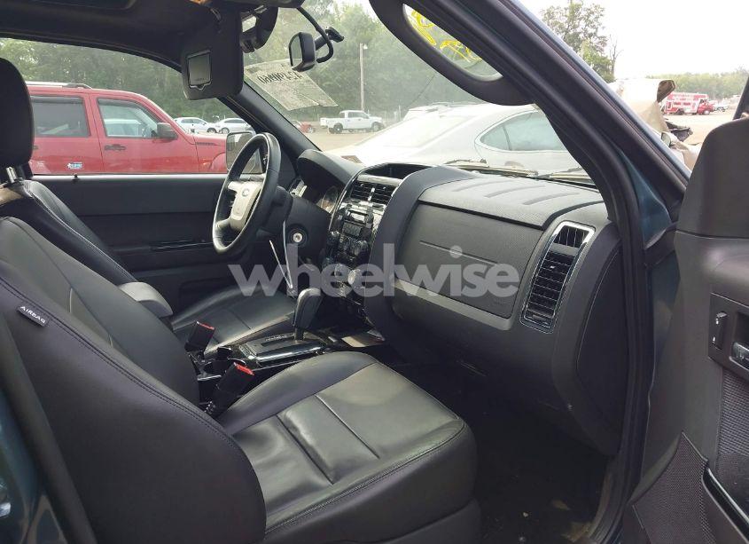 Photo 5 of 2011 Ford Escape LIMITED (VIN 1FMCU0EG3BKC02633)