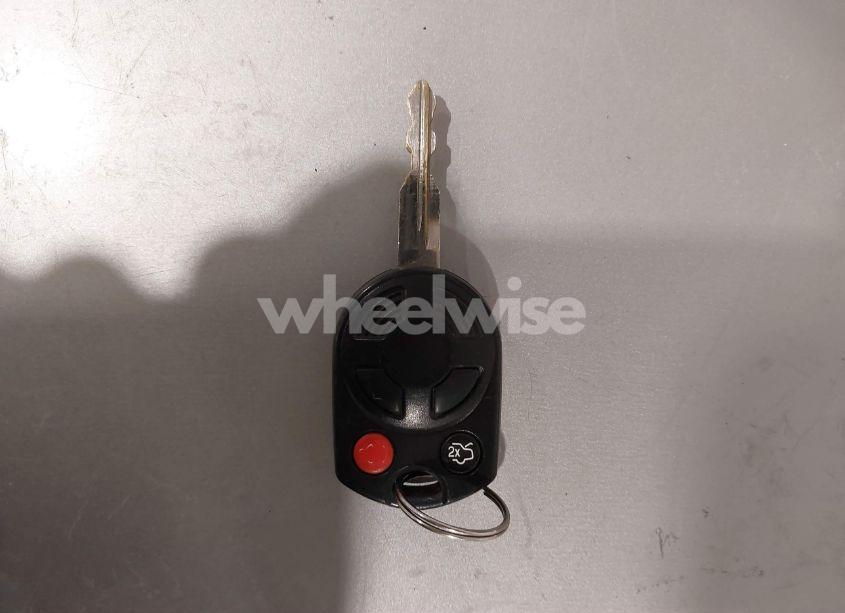 Photo 11 of 2010 Ford Escape LIMITED (VIN 1FMCU0EG4AKC47336)