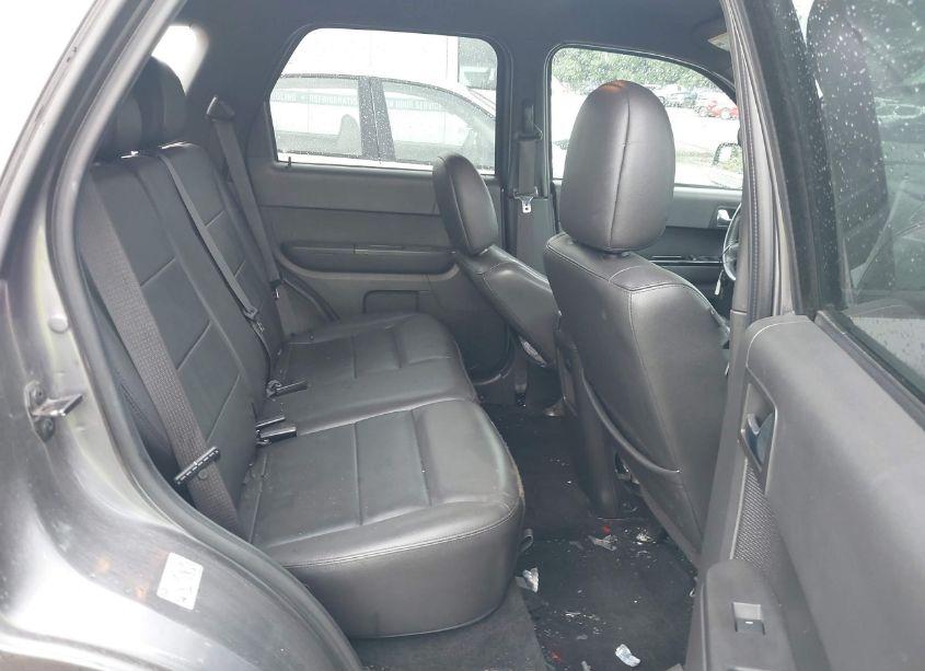Photo 8 of 2010 Ford Escape LIMITED (VIN 1FMCU0EG4AKD13125)