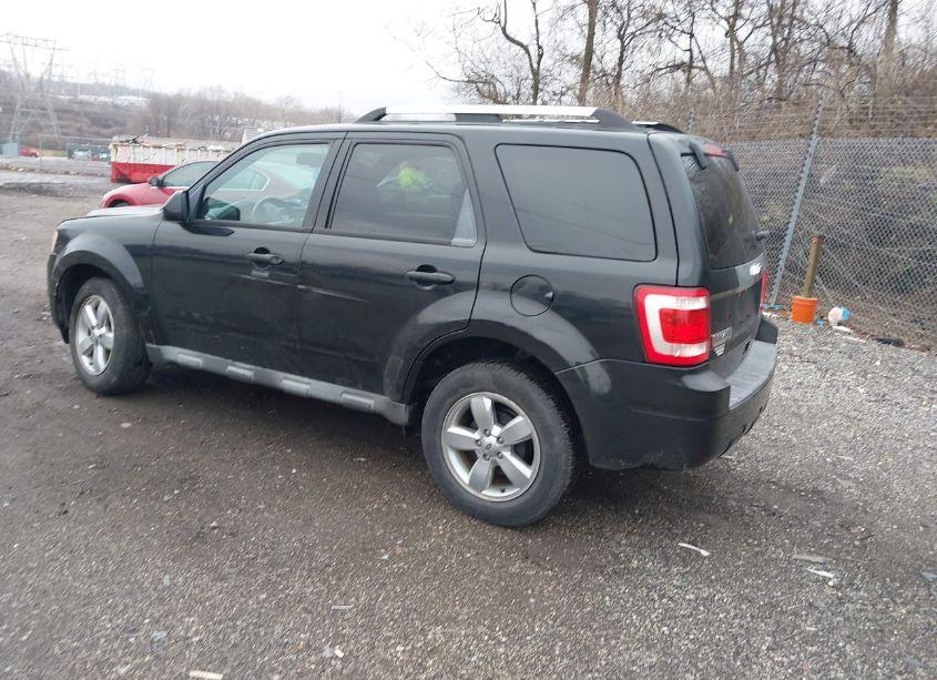 Photo 3 of 2010 Ford Escape LIMITED (VIN 1FMCU0EG4AKD15988)