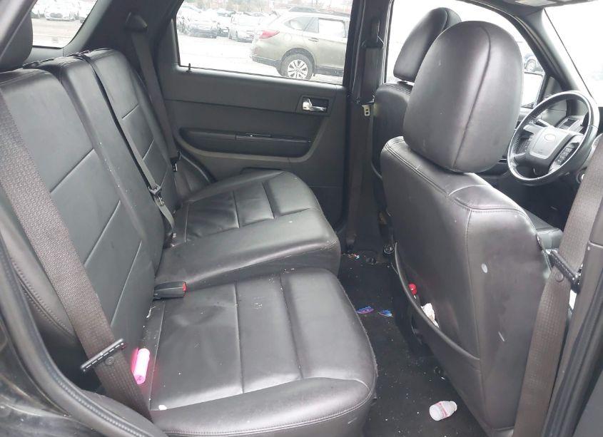 Photo 8 of 2010 Ford Escape LIMITED (VIN 1FMCU0EG4AKD15988)
