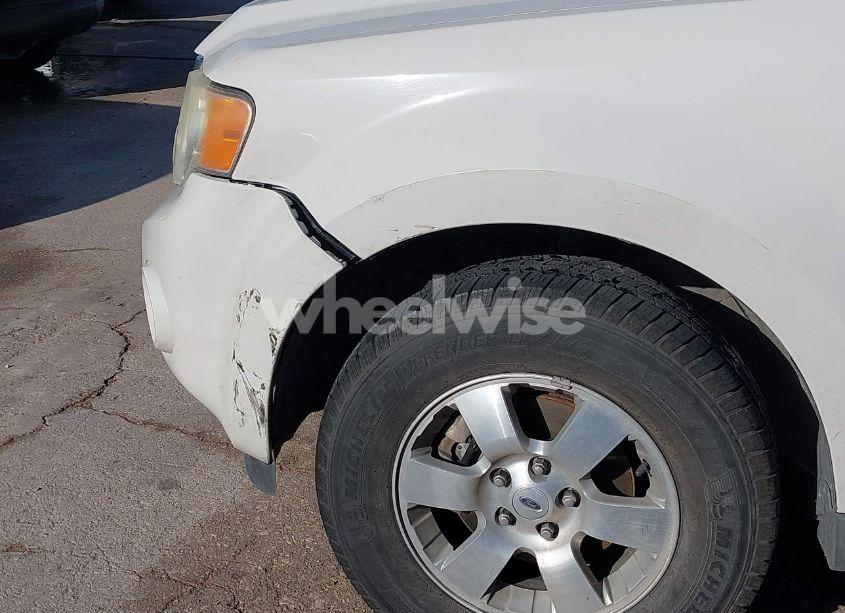 Photo 6 of 2011 Ford Escape LIMITED (VIN 1FMCU0EG4BKA28989)