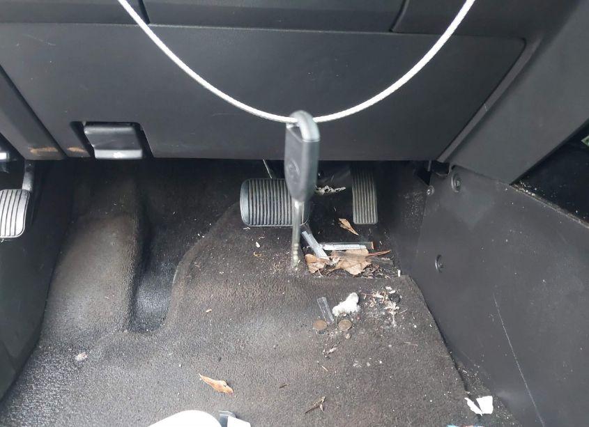 Photo 11 of 2010 Ford Escape LIMITED (VIN 1FMCU0EG5AKB30168)