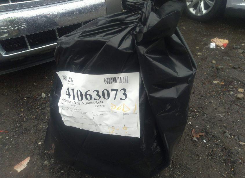 Photo 13 of 2010 Ford Escape LIMITED (VIN 1FMCU0EG5AKB30168)