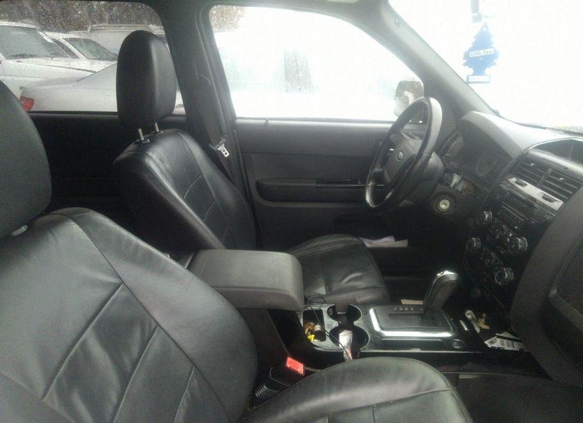 Photo 5 of 2010 Ford Escape LIMITED (VIN 1FMCU0EG5AKB30168)