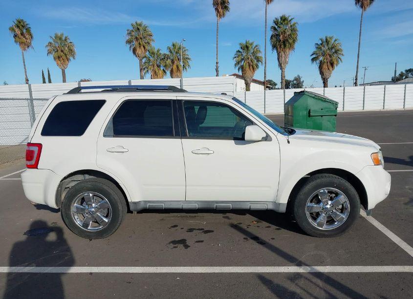 Photo 13 of 2010 Ford Escape LIMITED (VIN 1FMCU0EG5AKB93609)