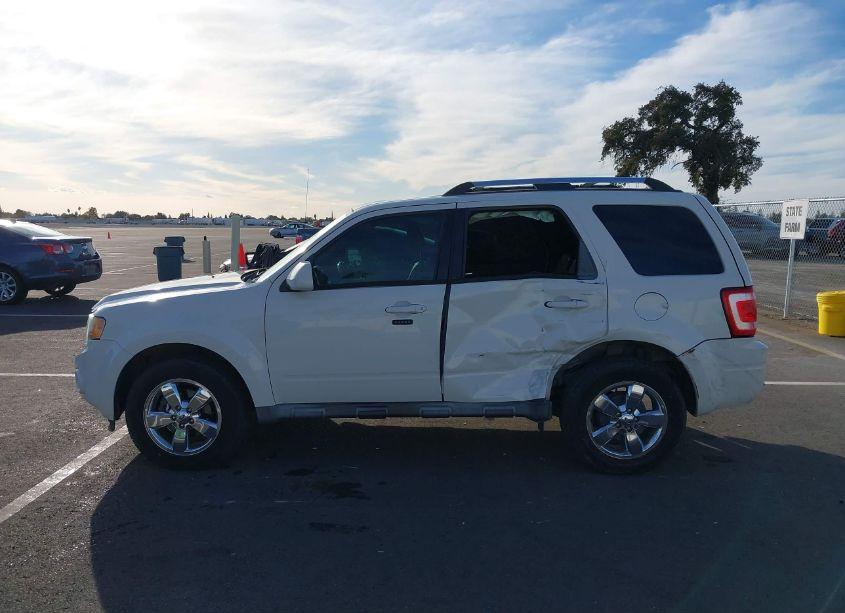 Photo 14 of 2010 Ford Escape LIMITED (VIN 1FMCU0EG5AKB93609)