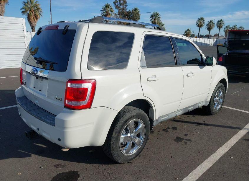 Photo 4 of 2010 Ford Escape LIMITED (VIN 1FMCU0EG5AKB93609)