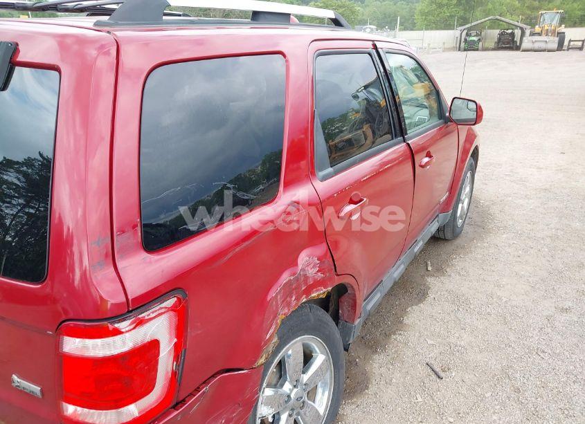 Photo 18 of 2010 Ford Escape LIMITED (VIN 1FMCU0EG5AKC21828)