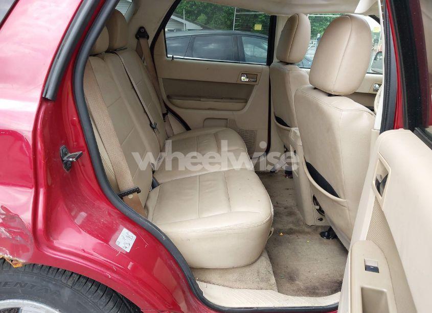 Photo 8 of 2010 Ford Escape LIMITED (VIN 1FMCU0EG5AKC21828)