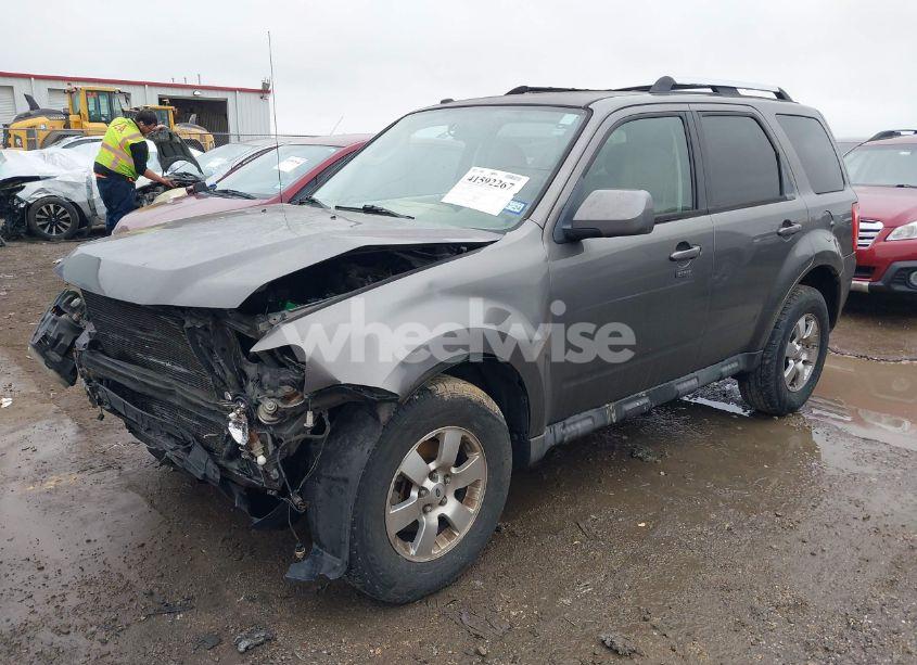 Photo 2 of 2010 Ford Escape LIMITED (VIN 1FMCU0EG5AKC23143)