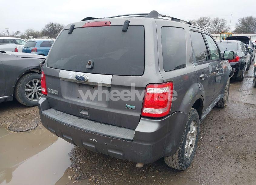 Photo 4 of 2010 Ford Escape LIMITED (VIN 1FMCU0EG5AKC23143)