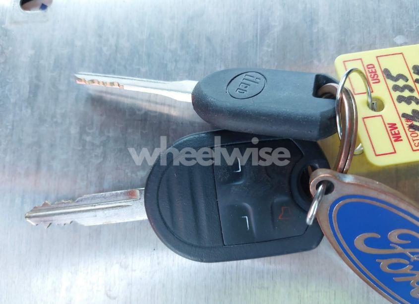 Photo 11 of 2010 Ford Escape LIMITED (VIN 1FMCU0EG5AKC96478)