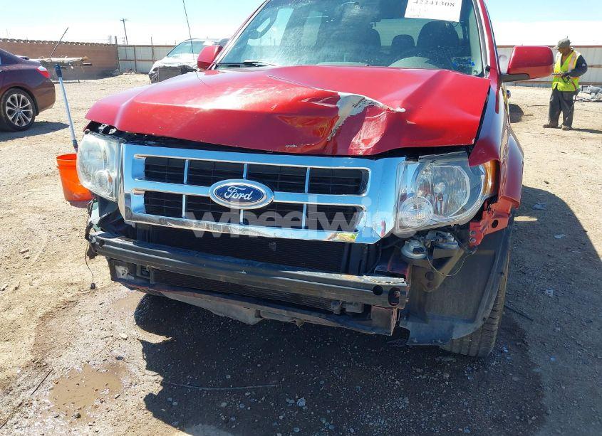 Photo 6 of 2010 Ford Escape LIMITED (VIN 1FMCU0EG5AKC96478)